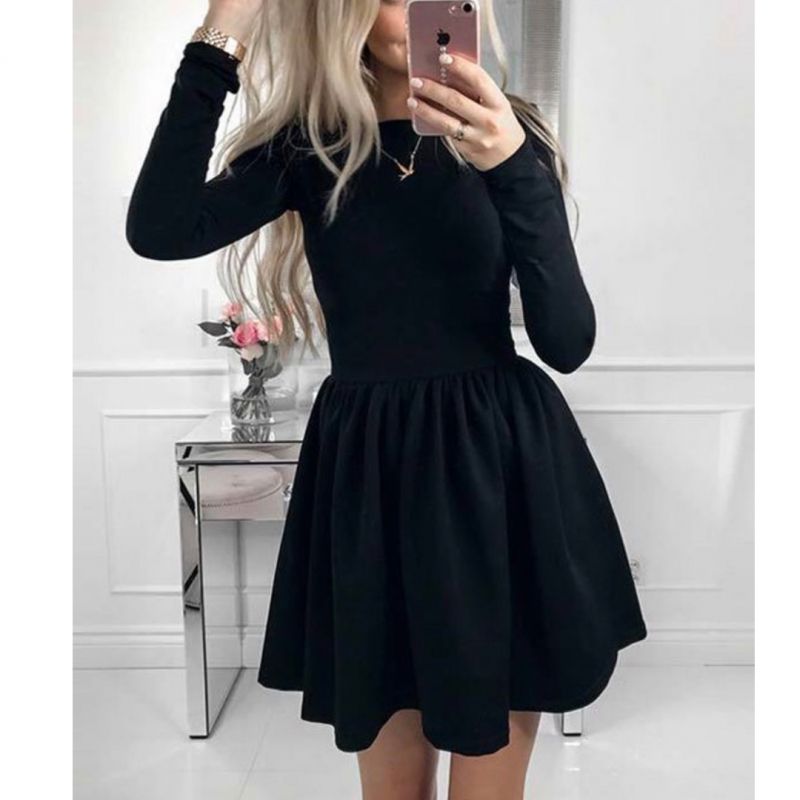 Черна разкроена рокля с дълъг ръкав и висока талия C0394