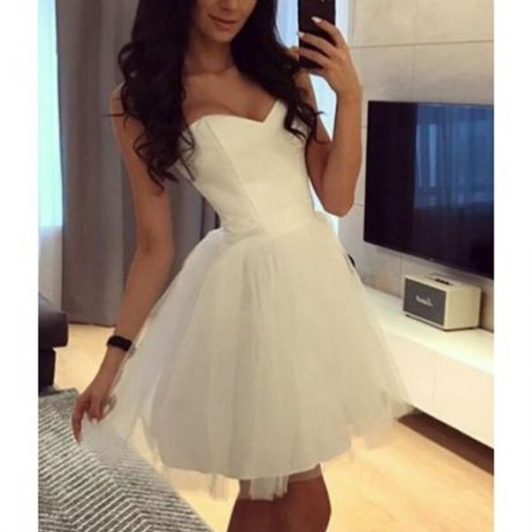 Бяла коктейлна рокля с тюлена пола C0456