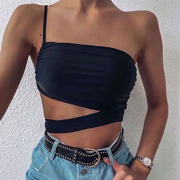 Черен топ с изрязан детайл C0563