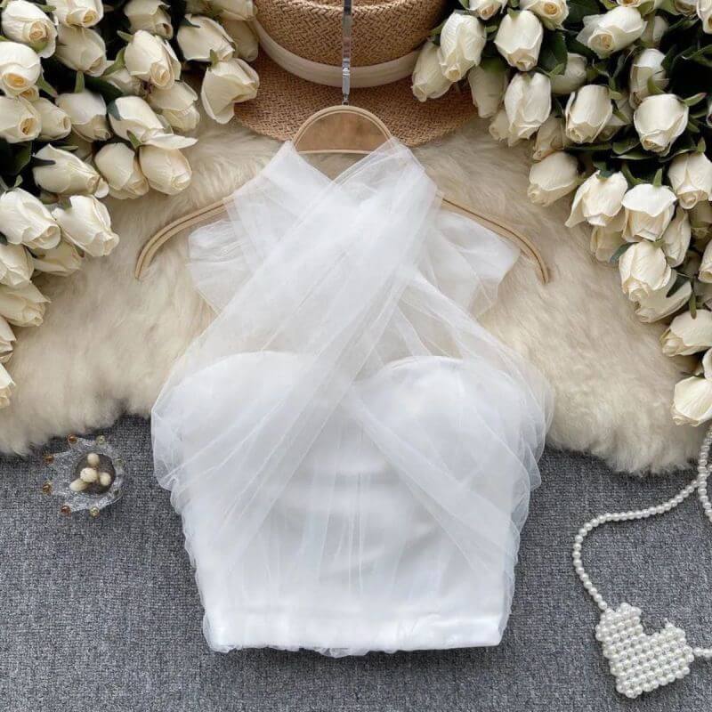 Елегантен бял топ с тюл и прехвърляне C0558