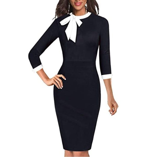 Елегантна черна рокля тип молив с бяла панделка и 3/4 ръкави C0342