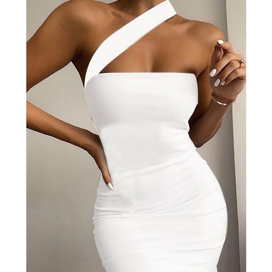 Бяла асиметрична рокля с едно рамо C0347