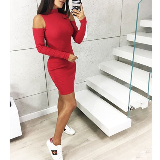 Червена рокля с открити рамене и дълъг ръкав C0382