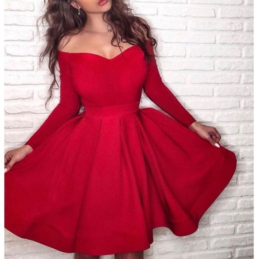 Червена разкроена рокля тип „off shoulder“ с дълъг ръкав C0397