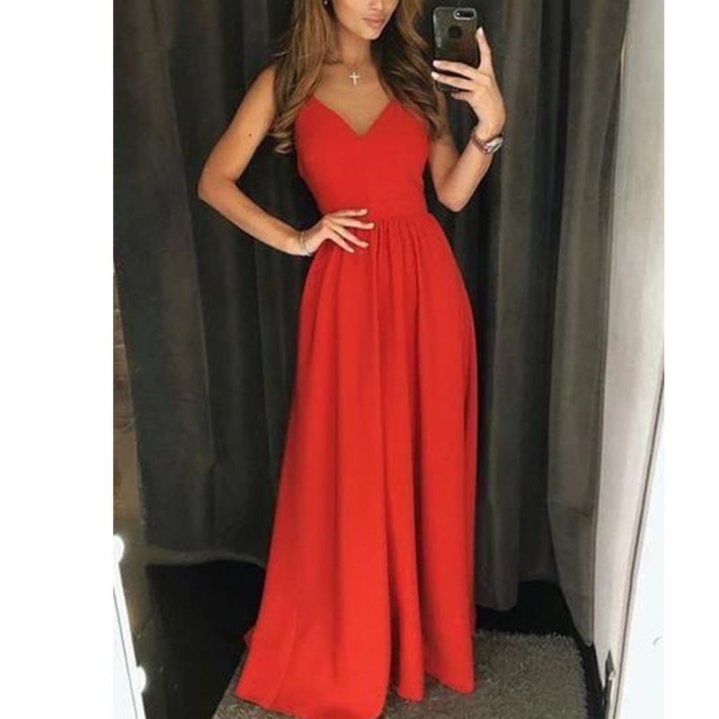 Червена дълга рокля с тънки презрамки C0402