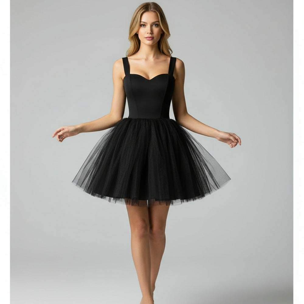 Μαύρο φόρεμα με φαρδιές τιράντες και φούστα από τούλι C0448