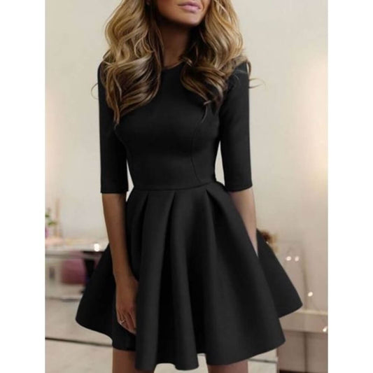 Черна рокля с плохи C0629