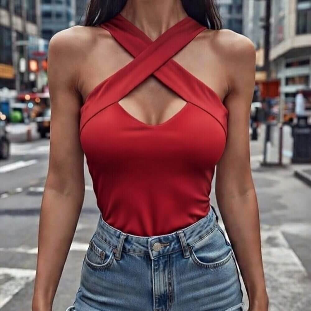 Дамски червен топ с преплетено деколте C0533