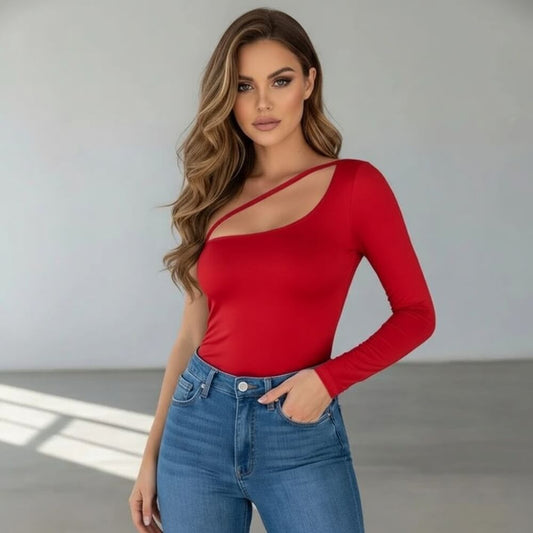 Червена дамска блуза с асиметрично деколте и един ръкав C0503