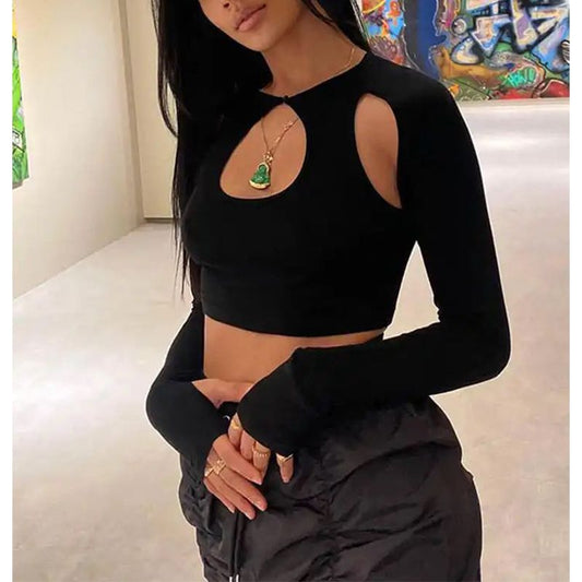 Черна къса блуза с изрязани детайли и дълъг ръкав C0530