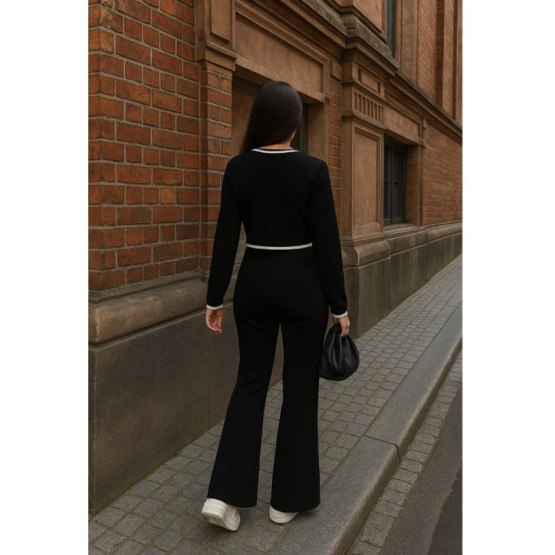 Елегантен черен комплект с бели кантове C0363